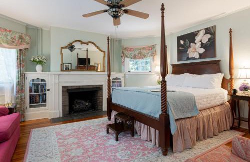Historic Montford Cama Y Desayuno | Pinecrest Bed & Breakfast