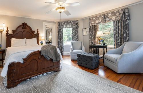 Historic Montford Cama Y Desayuno | Pinecrest Bed & Breakfast