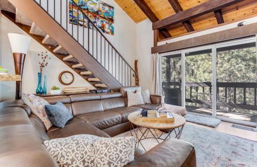 Dollar Point Casa | Pinegrove by AvantStay Beautiful Villas Condo just outside Tahoe City