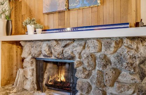 Dollar Point Casa | Pinegrove by AvantStay Beautiful Villas Condo just outside Tahoe City