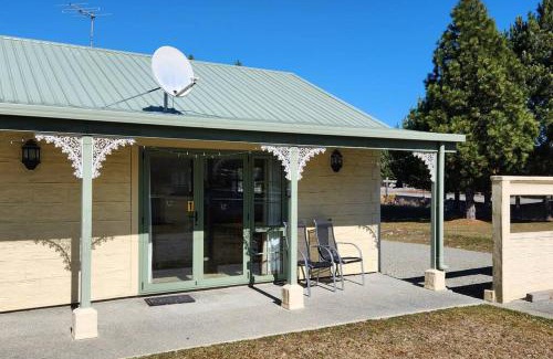 Twizel Apartamento | Pinegrove Cottages - unit1