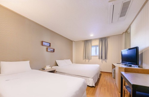 Songsan-dong Hotel | PINEHILL HOTEL