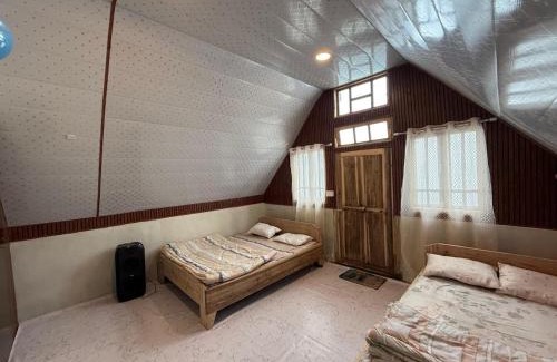 Darjeeling Casa | Pines and Beyond cottage