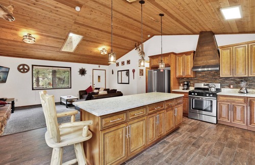 Fox Farm Casa | Pines AND Needles #1454