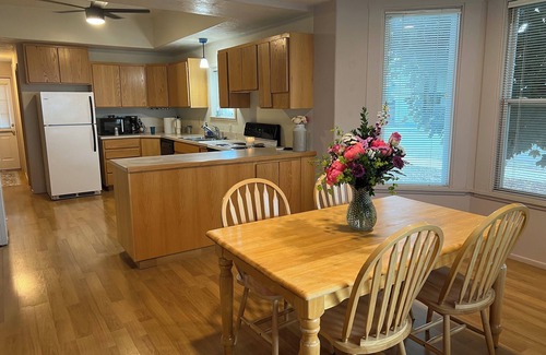 Baker County Casa | Pines River Retreat- Nice 2 bedroom house with AC in charming Richland