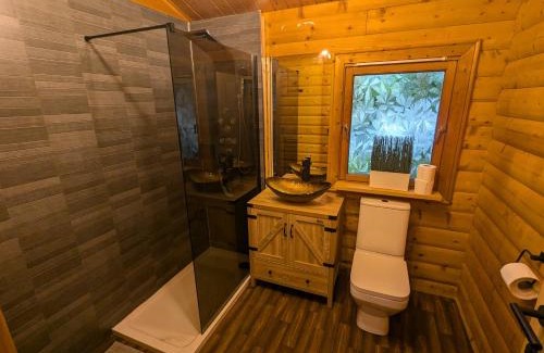 Kenwick Casa | Pineshadow Lodge-Dog Friendly Kenwick Park Louth