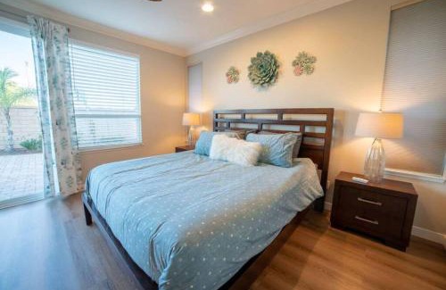Placentia Casa | Ping Pong, A/C, Netflix, Grill, Jacuzzi Tub, W/D