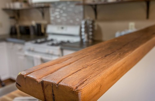 Three Rivers Casa | Ping pong, fire pit, record player, & more! Sleeps 8