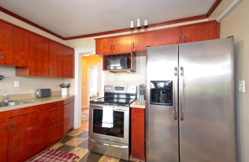 Rileyville Casa | Ping-Pong & Near Caverns - Mtn. Farmhouse