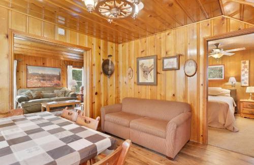 Fawnskin Casa | Pinglewood cabin #2096