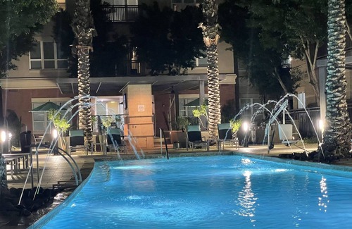 Riverside Apartamento | Pink Dreams Tempe Luxury Stay