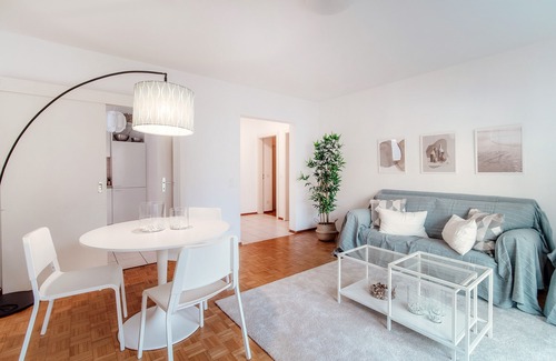 Chiasso Apartamento | Pink Flat