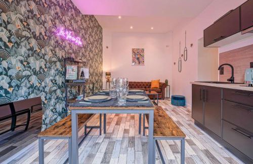 Chauconin-Neufmontiers Casa | Pink House near Disneyland