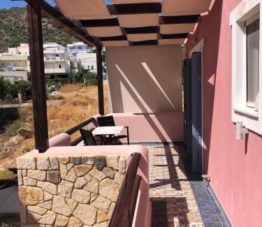 Palaiochora Apartamento | Pink House