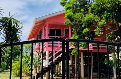 Isla de Utila Casa | Casa de coral en una zona tranquila y segura cerca del centro