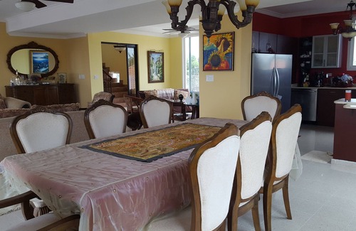 Punta Chame Cama Y Desayuno | Pink Palace Panama