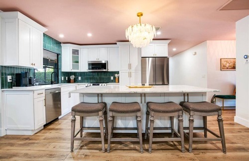 Bonita Springs Villa | Pink Palm Villa~Heated Salt Pool~5 min to beach