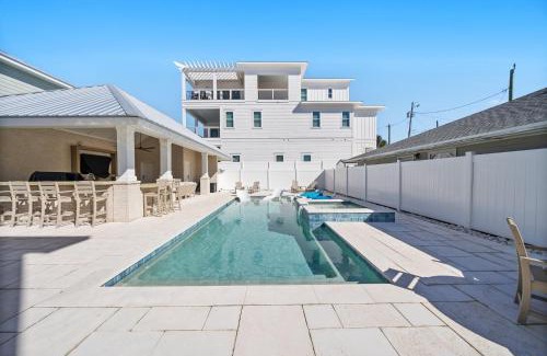 Laguna Beach Casa | Pink Tequila Sunrise home