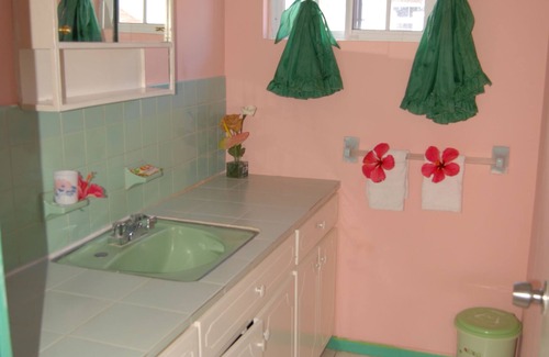 IronShore Estates Casa | PinkHibiscus Guest House