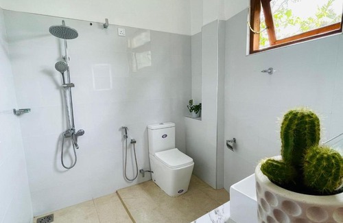 Dodanduwa Casa | Pinky Villa Hikkaduwa