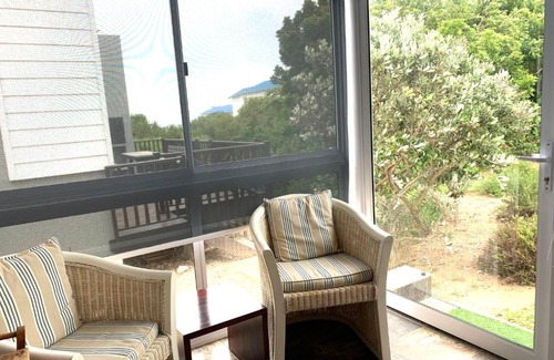 Pinnacle Point Cabina | Pinnacle Point 2 bed lodge available for short stay