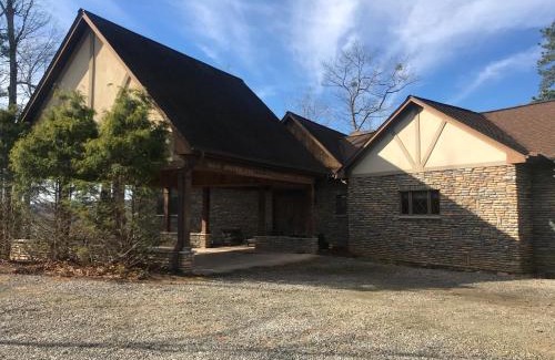 Ferguson Casa | Pinnacle Point by Leatherwood Mountains Resort