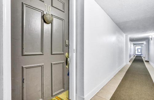 Sunnyside Casa | Pinnacle Port Penthouse 10