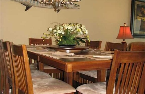 Sunnyside Condominio | Pinnacle Port Vacation Rentals- C2 building, 2 bdr. 2 bath Gulf Front Ground Floor condo!