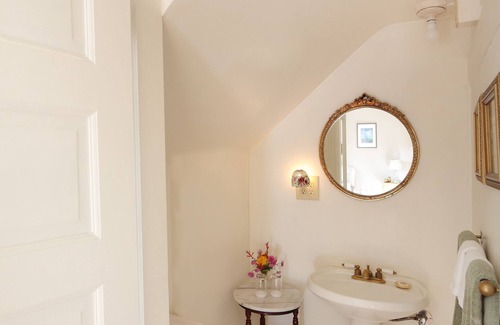 Cloverdale Cama Y Desayuno | Pinschower Inn