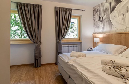 Giustino Apartamento | PINZOLO TWO-ROOM APARTMENT 4 BEDS - WIFI AND TERRACE