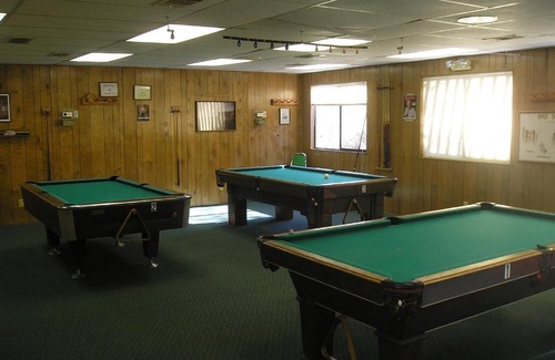 Lincoln Acres Complejo | Pio Pico Camping Resort Two-Bedroom Cabin 12