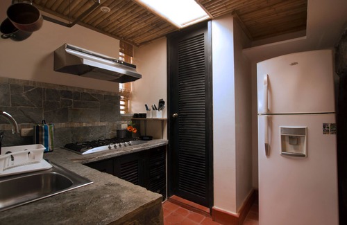 Curia Casa | La Casa de Pio Pio - El Polvorete