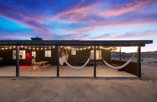 Pioneertown Casa | Pioneertown Lodge - Modern Comforts & Desert Views 3 Bedroom Home by Redawning