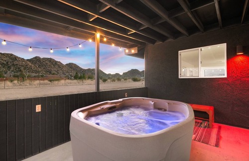 Pioneertown Casa | Pioneertown Lodge - Modern Comforts & Desert Views 3 Bedroom Home by Redawning
