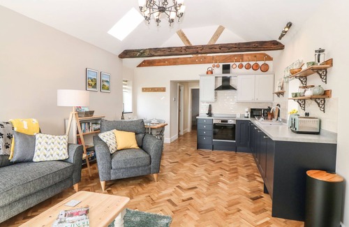 Brynteg Casa | PIP'S BARN, pet friendly, with a garden in Benllech