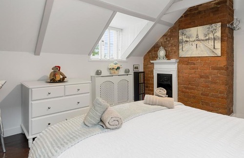 Exeter Casa | Pip's Cottage by Staytor Accommodation
