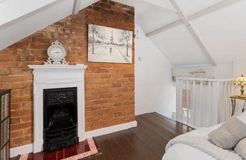 Exeter Casa | Pip's Cottage by Staytor Accommodation