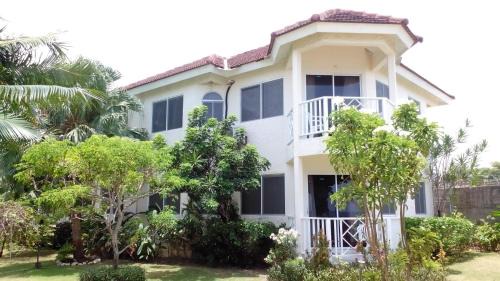 Runaway Bay Complejo | Pipers Cove Resort