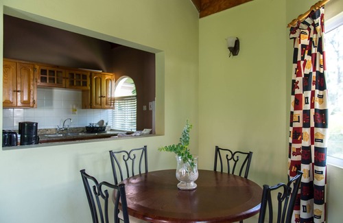 Runaway Bay Apartamento | Pipers Cove - Runaway Bay