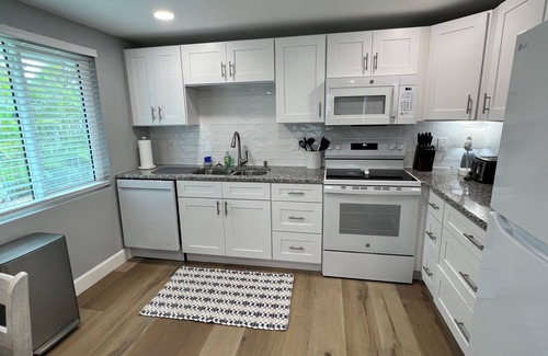 Englewood Cabaña | Piping Plover at Shorebirds, 3 Min Walk to Beach Sunsets, Bikes, Kayaks and more