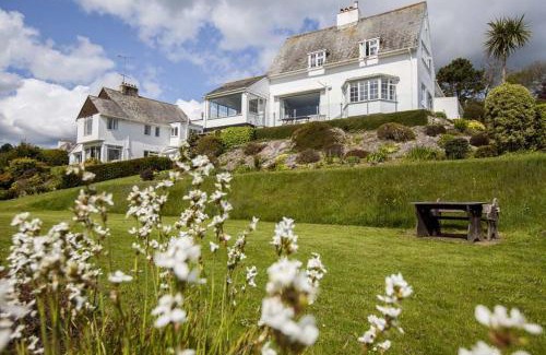 Dittisham Casa | Pipiriki - Spectacular views and outstanding garden in peaceful location
