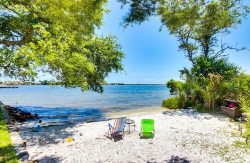 Fort Walton Beach Hotel | Pirates Bay A303