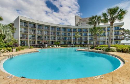 Fort Walton Beach Hotel | Pirates Bay A303