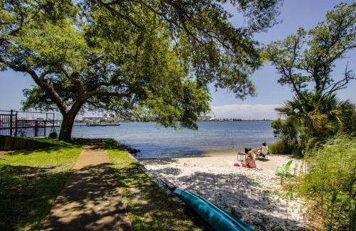 Fort Walton Beach Hotel | Pirates Bay B314