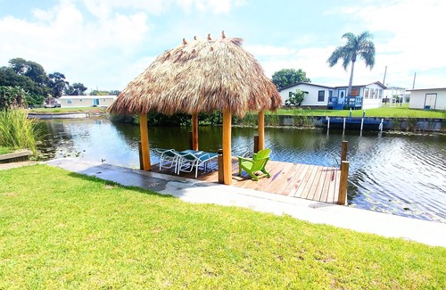 Buckhead Ridge Cabaña | Pirates Cove Cottage BHR 1/1 Waterfront