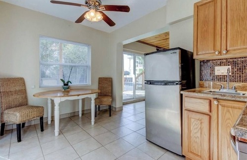Gulf Harbors Casa | PIRATES PARADISE---Quiet Gulf Front Property near Clearwater/Tarpon Springs!!