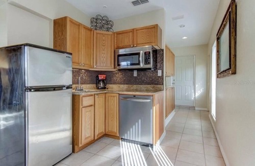 Gulf Harbors Casa | PIRATES PARADISE---Quiet Gulf Front Property near Clearwater/Tarpon Springs!!
