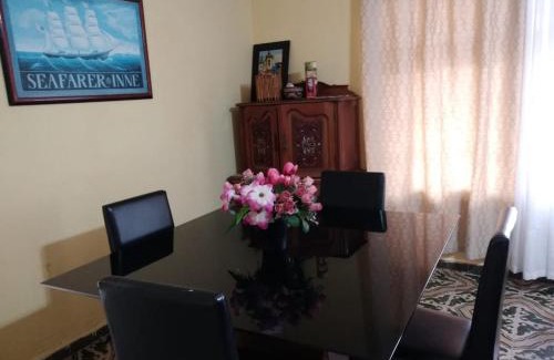Itanhaem Casa | Piscina 6 QUARTO 300m PRAIA jardim churrasqueira 16 PESSOAS garagem 3 carros Monitoramento 24 horas Mesa de sinuca