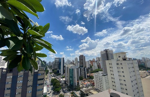Campo Belo Apartamento | Piscina- AC- academia - Brazilian Corner