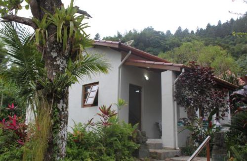 Silop Casa | Piscina climatizada, jacuzzi e com grande área verde